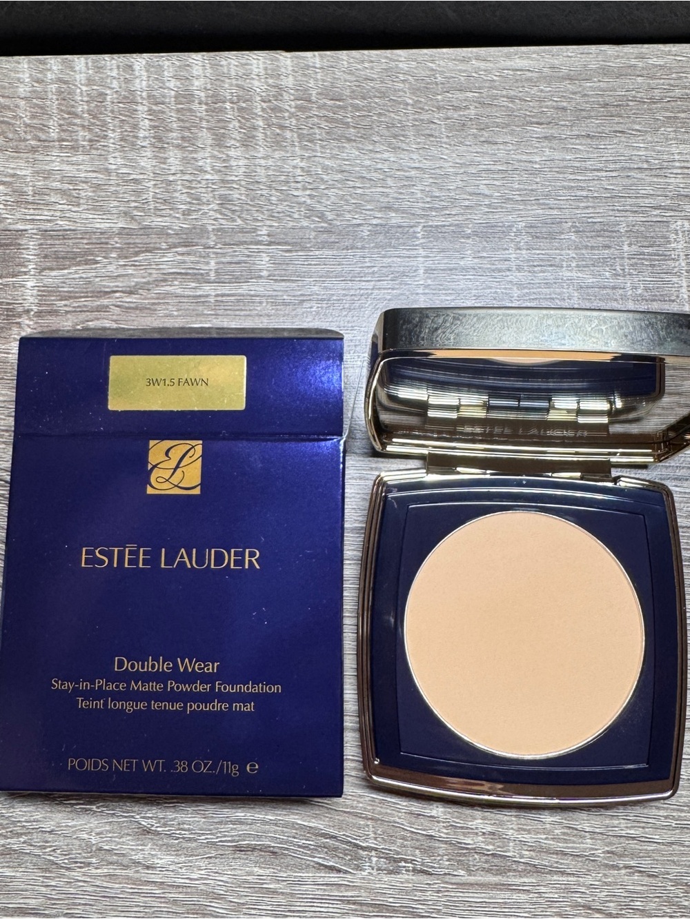 Estee Lauder Double Wear Stay-in-Place Matte Powder Foundation 3W1.5 Fawn NIB